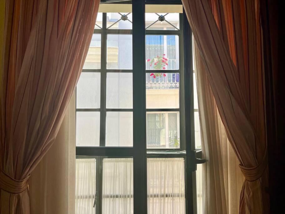 Apartamento Suite Alameda De Hercules Sevilla Kültér fotó